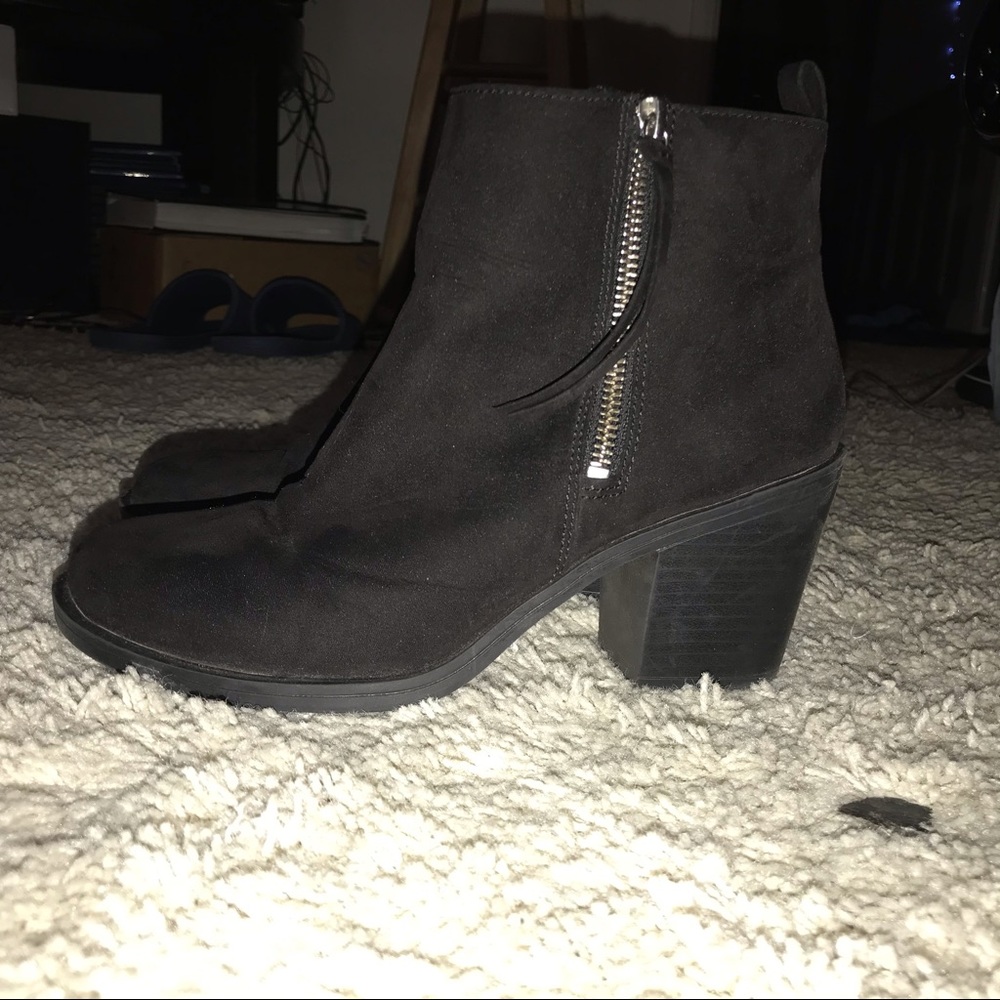 Ankle boots